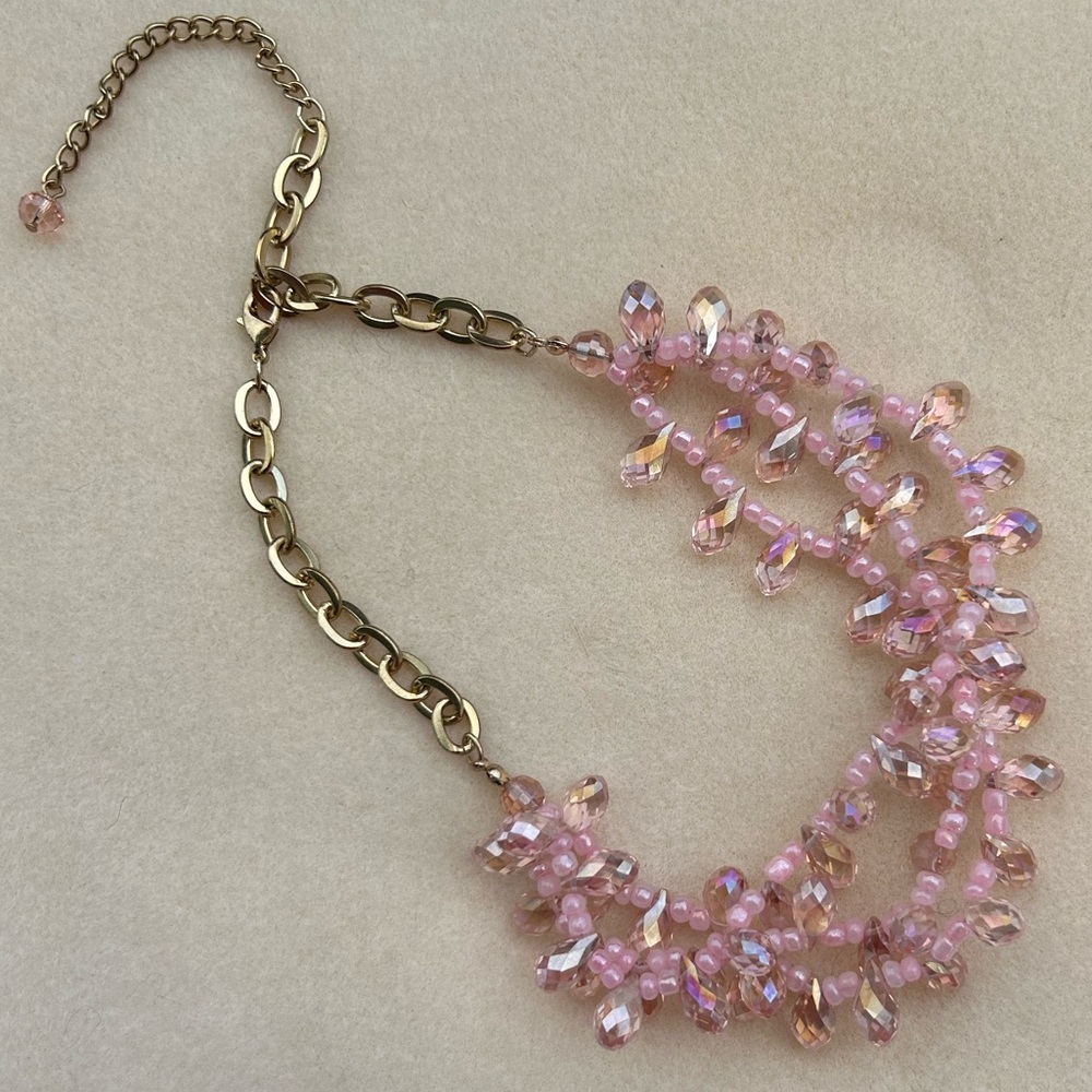 💗Handmade pink Czech glass crystal necklace with antique gold toned hard…